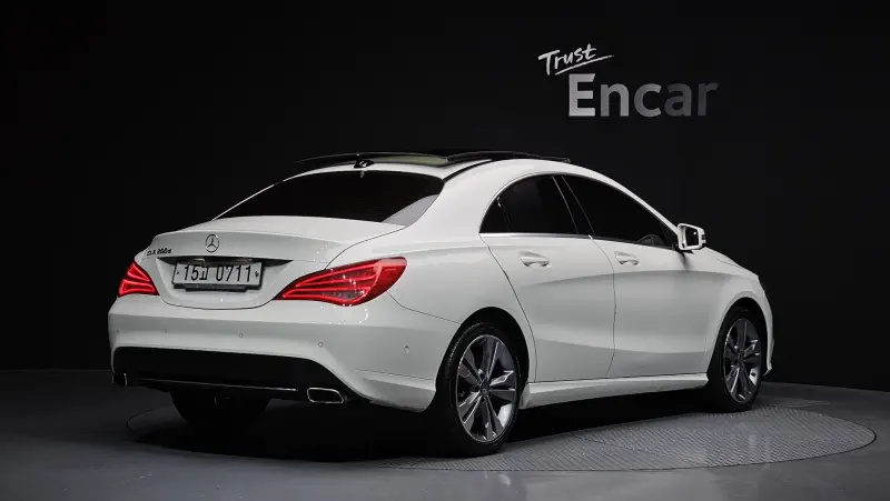 Mercedes-Benz CLA-Class