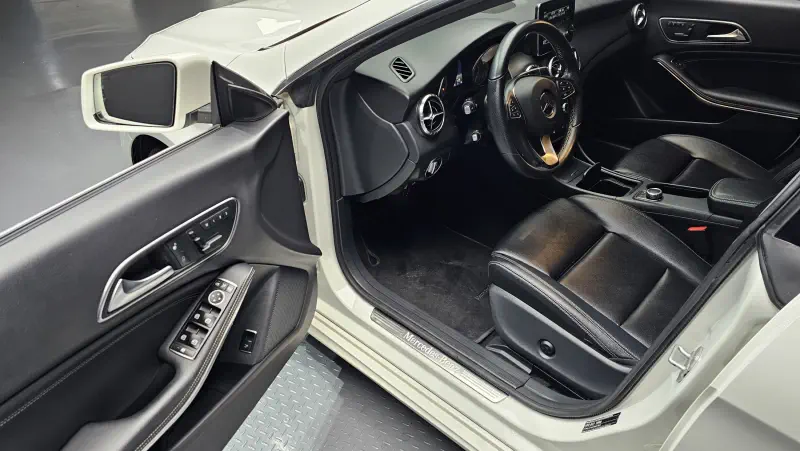Mercedes-Benz CLA-Class