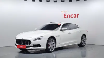 Maserati Quattroporte