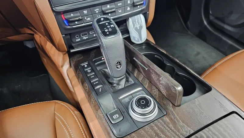 Maserati Quattroporte
