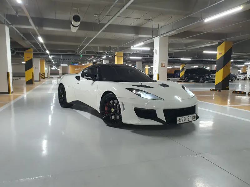 Lotus Evora