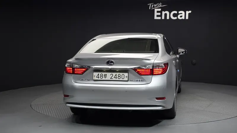 Lexus ES300h