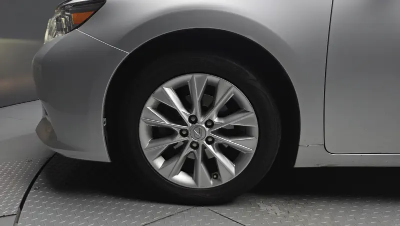 Lexus ES300h