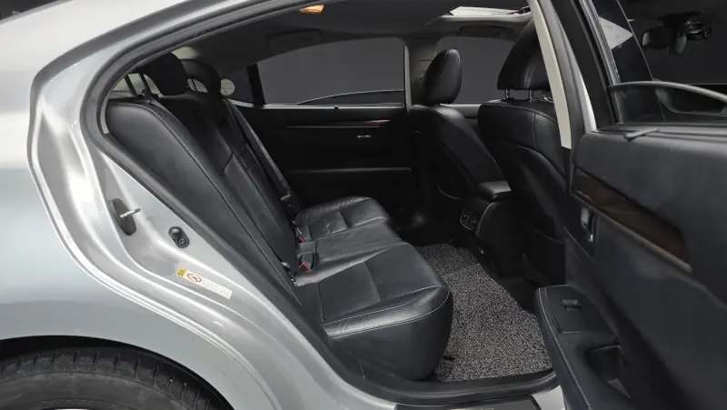Lexus ES300h