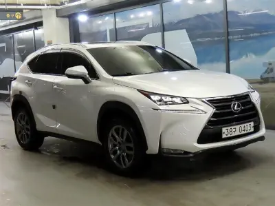 Lexus NX200t