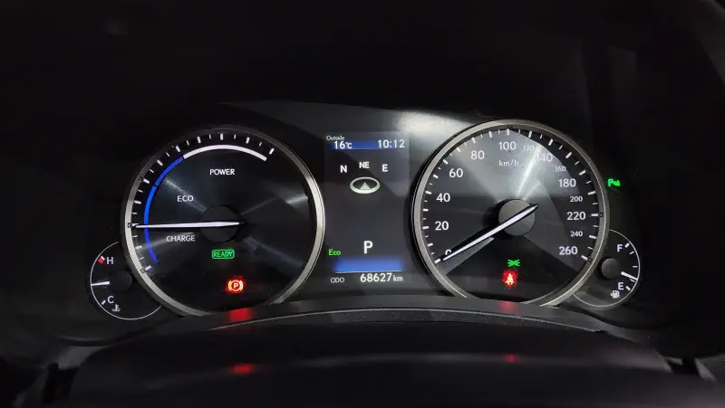 Lexus NX300h