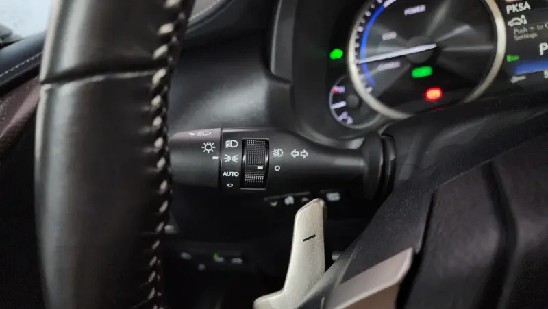 Lexus NX300h