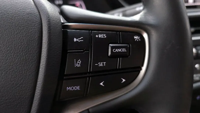 Lexus ES300h
