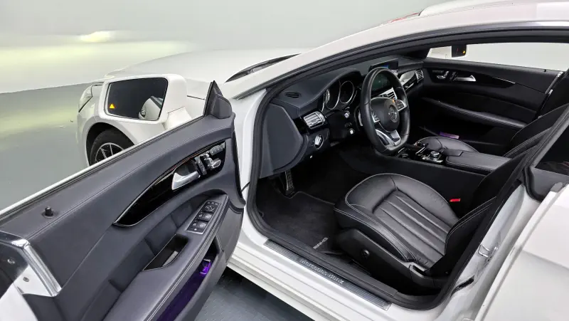 Mercedes-Benz CLS-Class