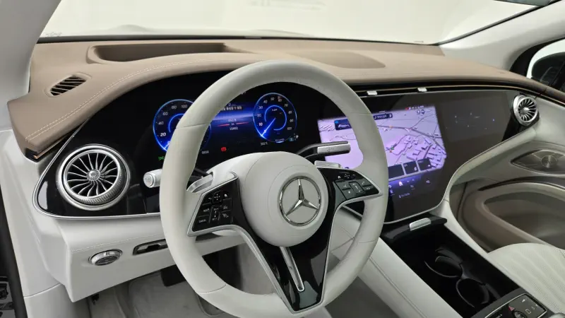 Mercedes-Benz EQS SUV