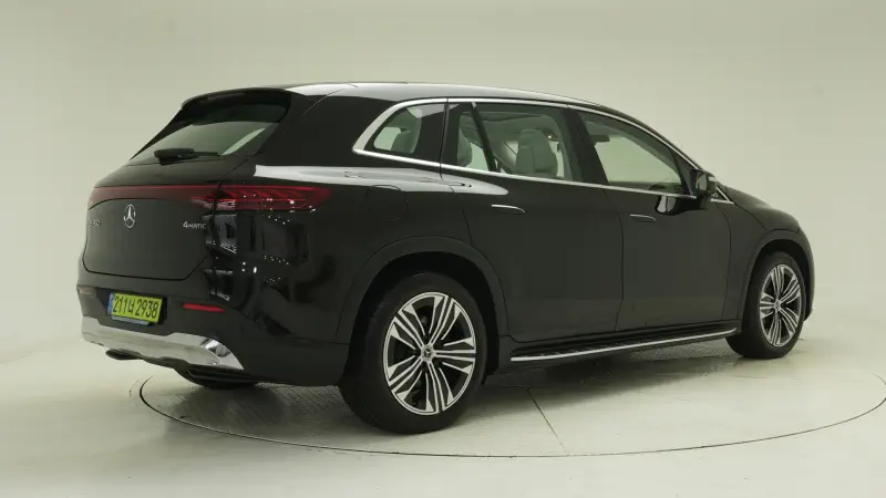 Mercedes-Benz EQS SUV