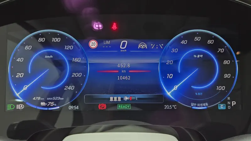 Mercedes-Benz EQS SUV