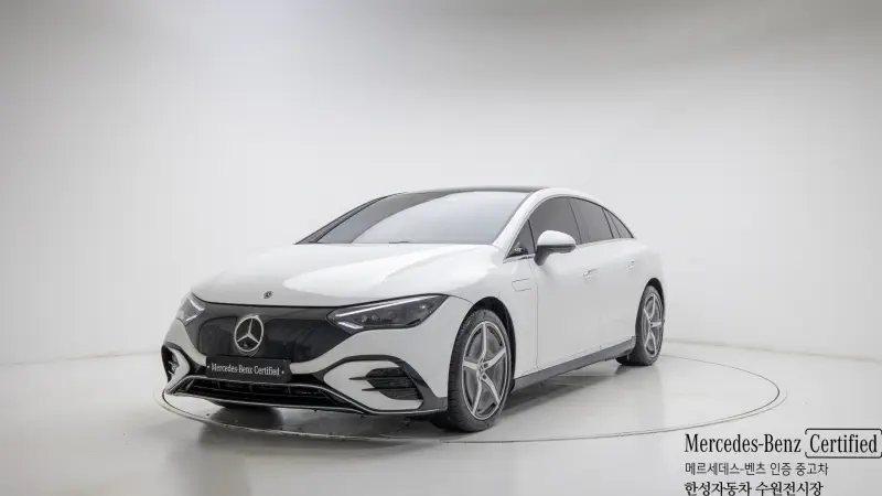 Mercedes-Benz EQE