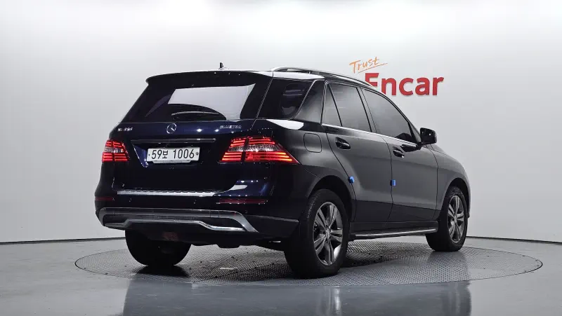Mercedes-Benz M-class