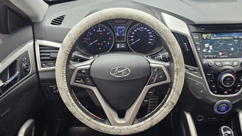 Hyundai Veloster