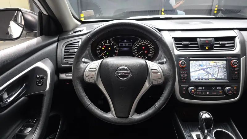 Nissan Altima