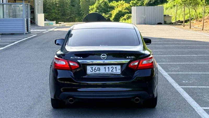 Nissan Altima