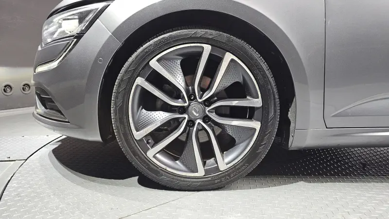 Renault Samsung SM6