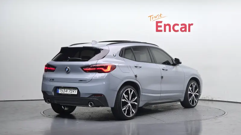BMW X2