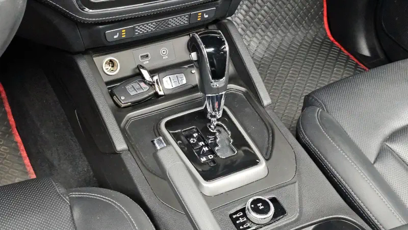 SsangYong Rexton Sports