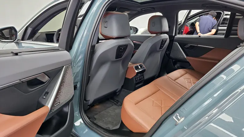 BMW i5