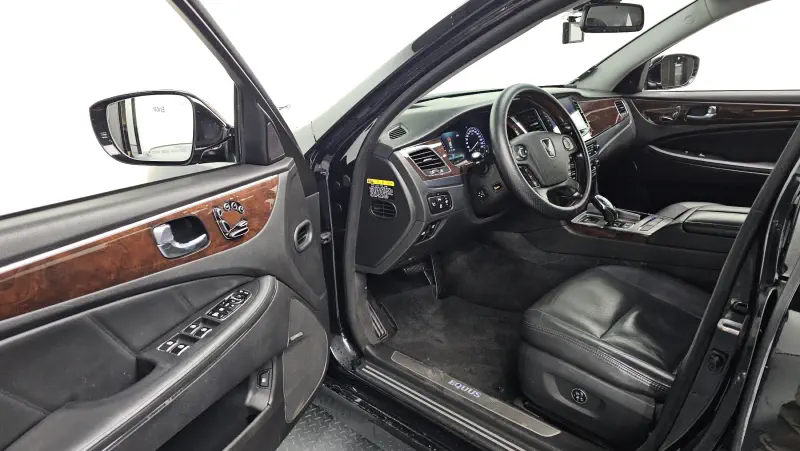 Hyundai Equus