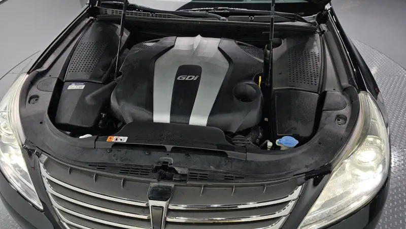 Hyundai Equus