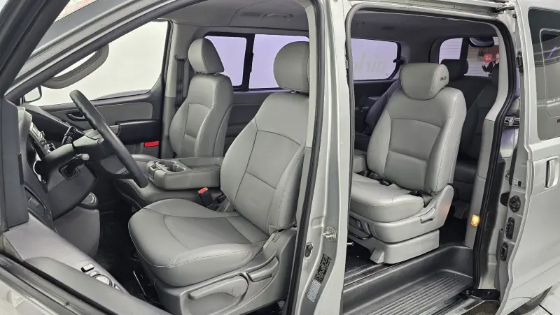 Hyundai Grand Starex