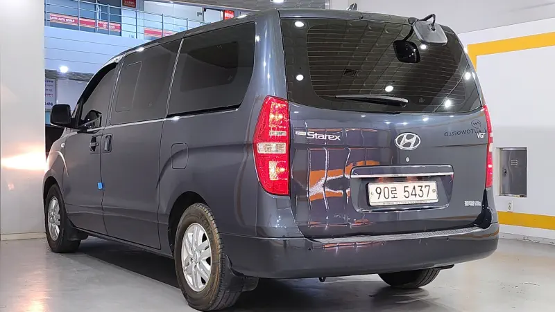 Hyundai Grand Starex