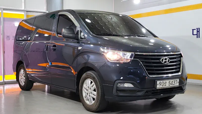 Hyundai Grand Starex