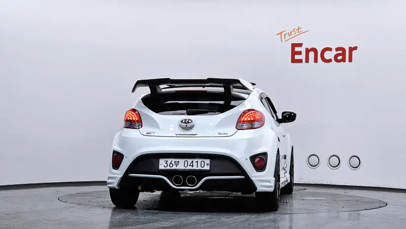 Hyundai Veloster