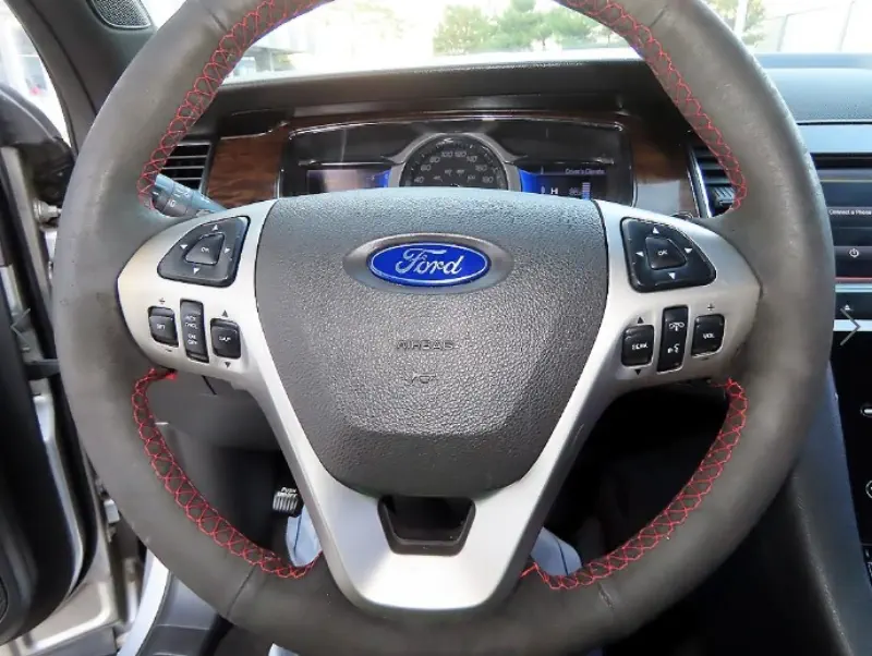 Ford Taurus
