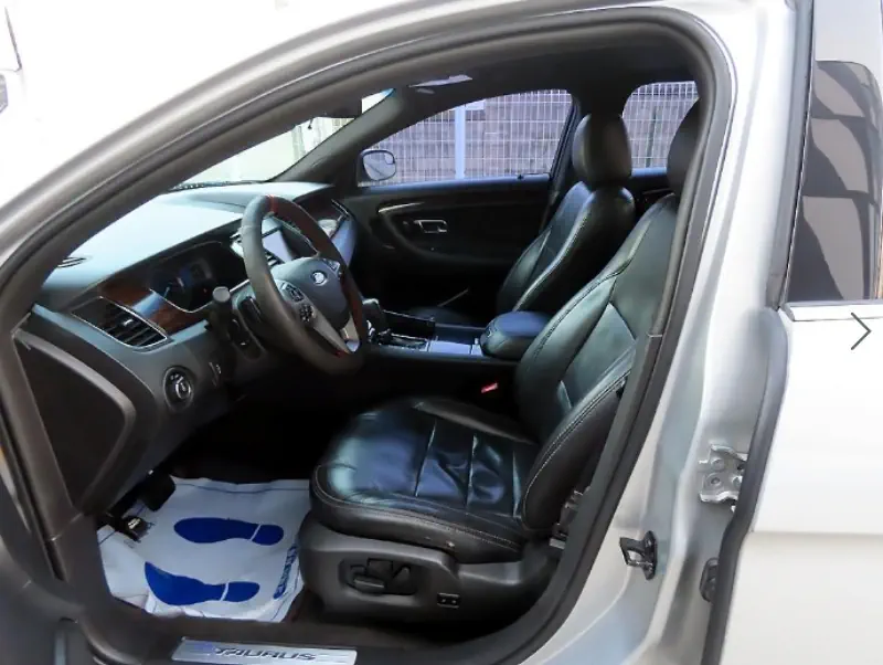 Ford Taurus