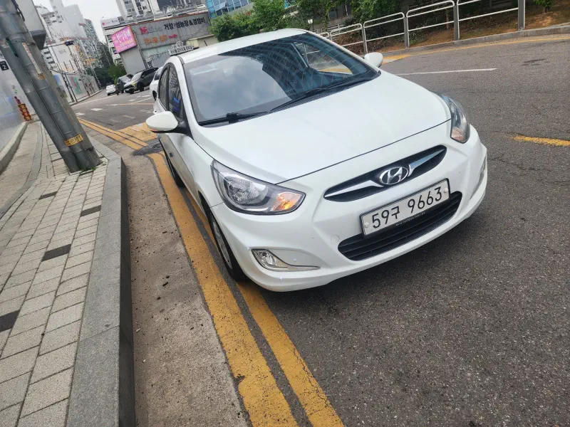 Hyundai Accent