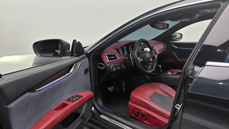 Maserati Ghibli