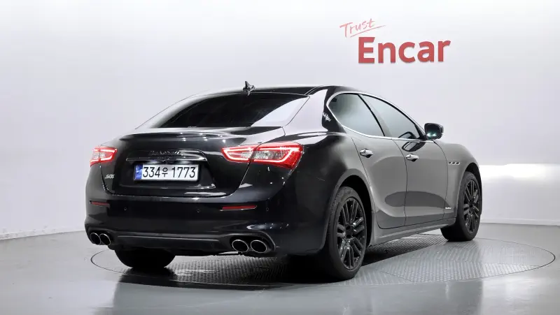Maserati Ghibli