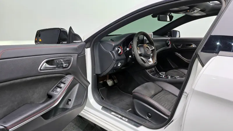 Mercedes-Benz CLA-Class