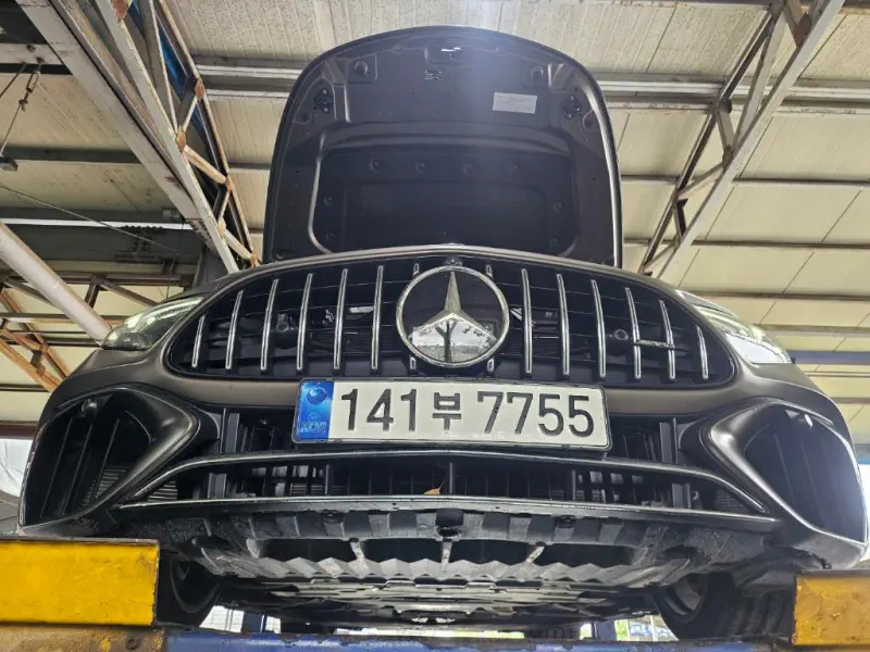 Mercedes-Benz SL-Class