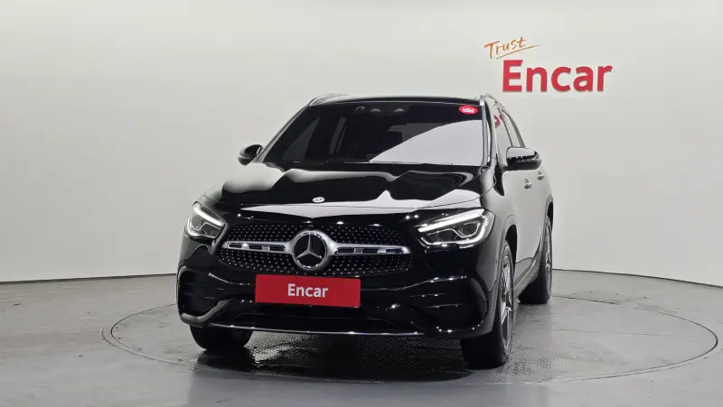 Mercedes-Benz GLA-Class