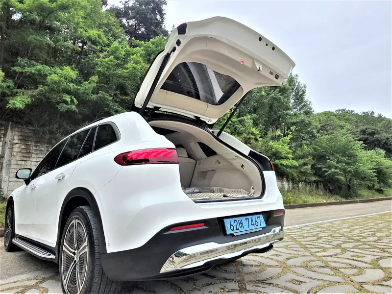 Mercedes-Benz EQS SUV