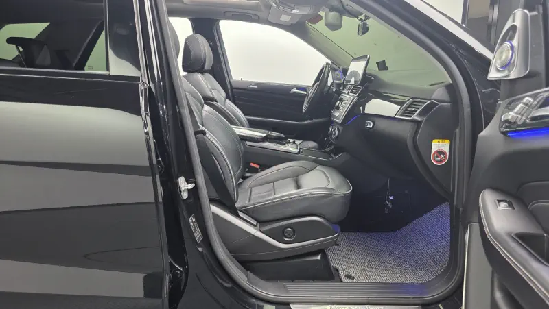 Mercedes-Benz M-class