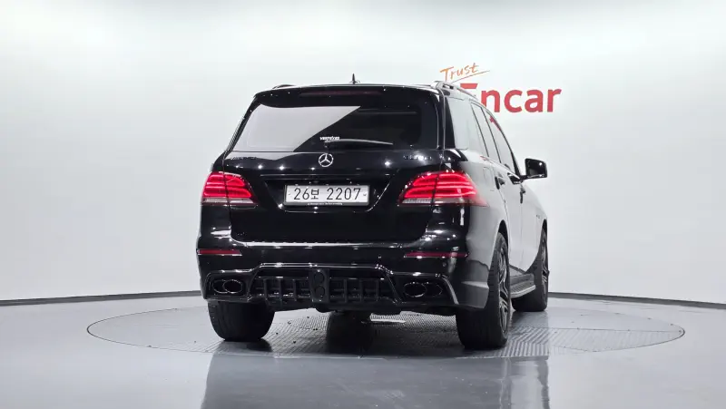 Mercedes-Benz M-class