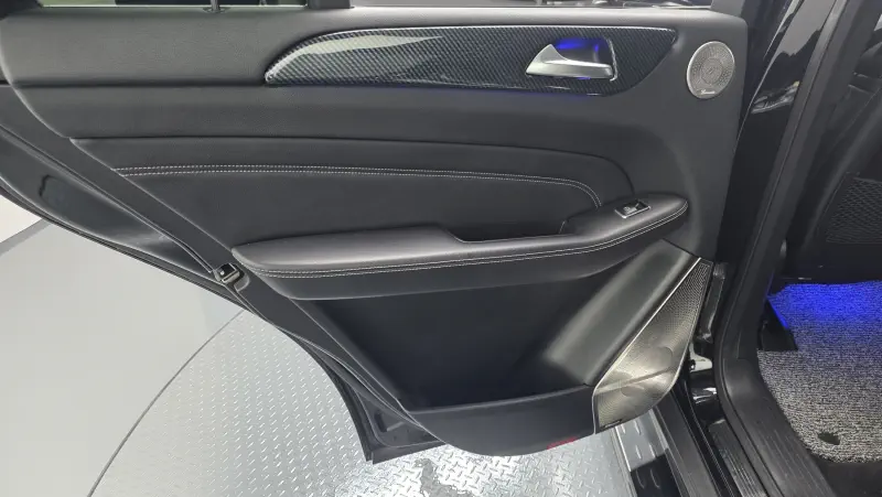 Mercedes-Benz M-class