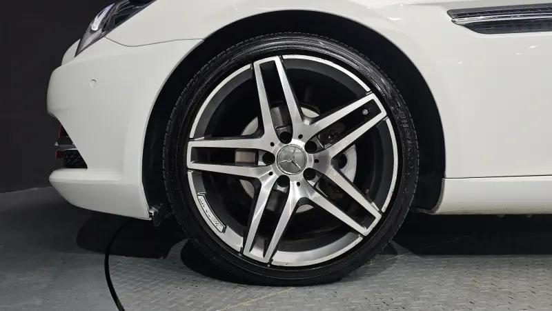 Mercedes-Benz SLK-Class