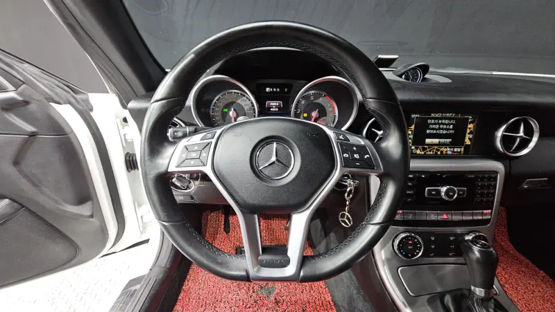 Mercedes-Benz SLK-Class
