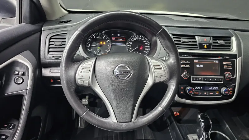 Nissan Altima