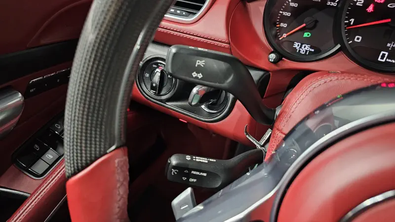 Porsche Cayman