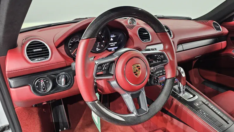 Porsche Cayman