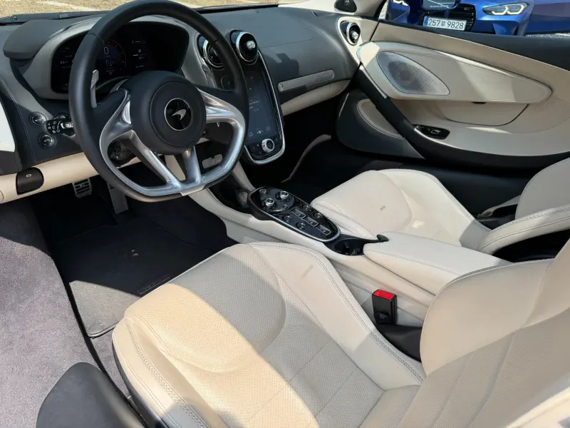 Mclaren GT