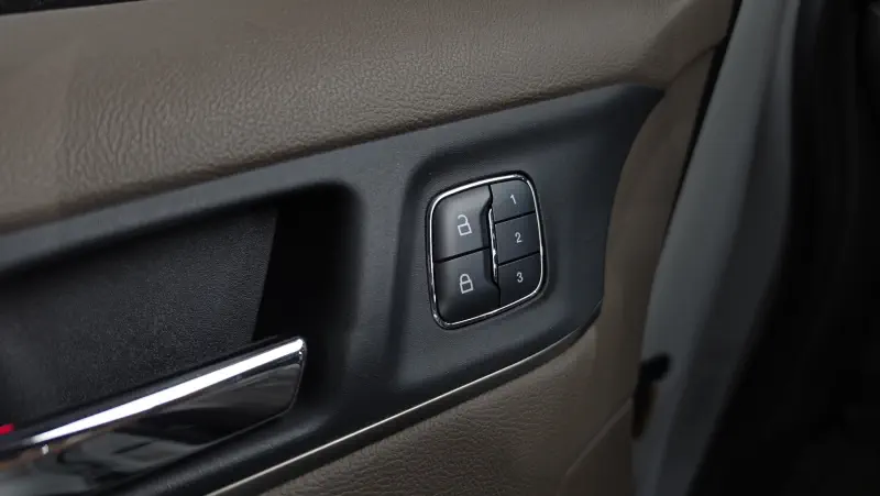 Lincoln MKC